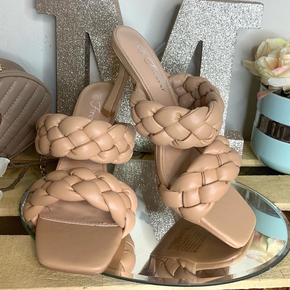 Double slide sandal heel
